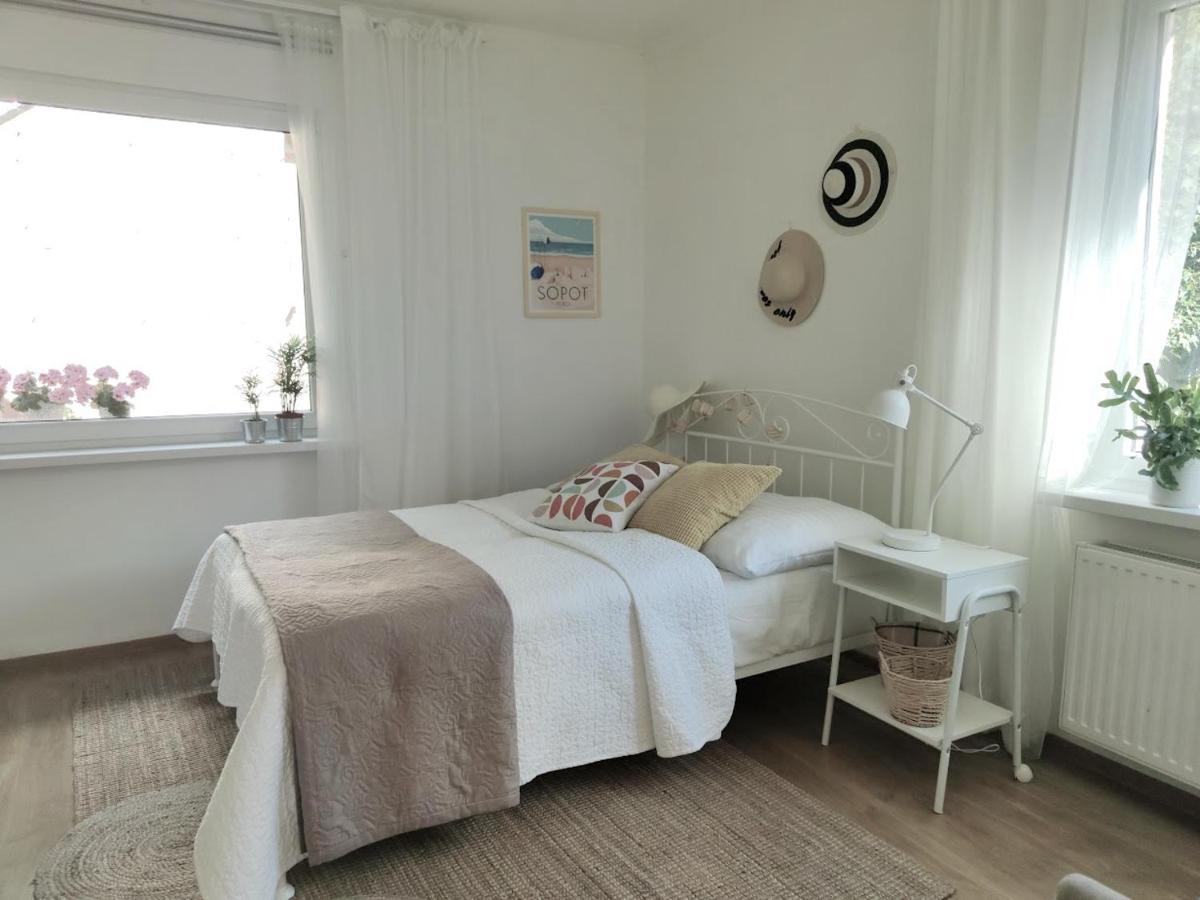 Apartament W Sasiedztwie Lasu 1800M Od Morza Сопот Экстерьер фото
